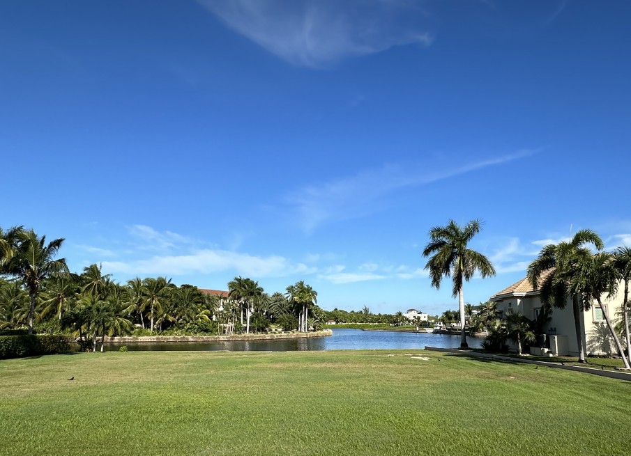 GRAND HARBOUR CANAL FRONT LAND
