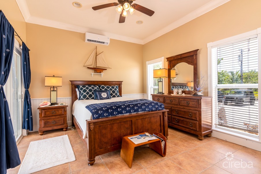 IRISH COTTAGE - Image 13