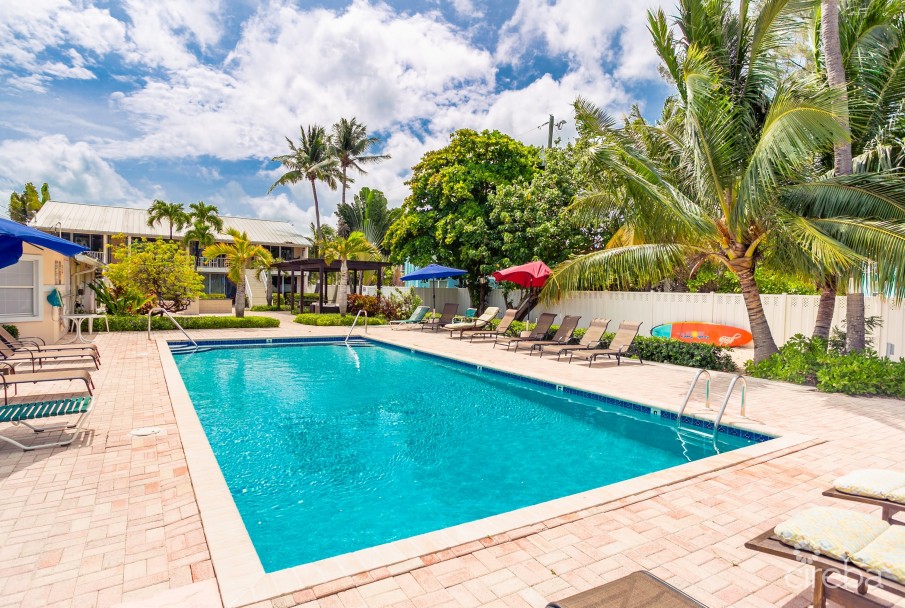 ISLAND PINE VILLAS - Image 32