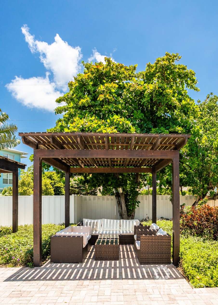 ISLAND PINE VILLAS - Image 29