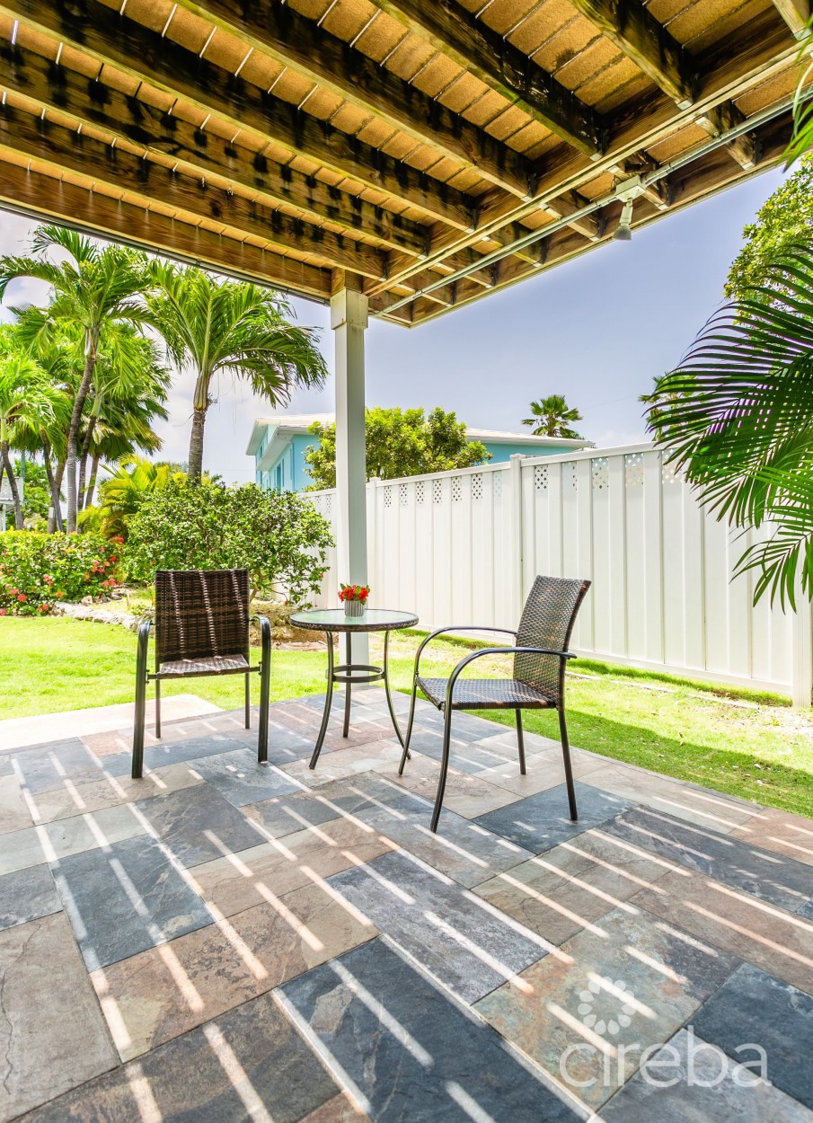 ISLAND PINE VILLAS - Image 21