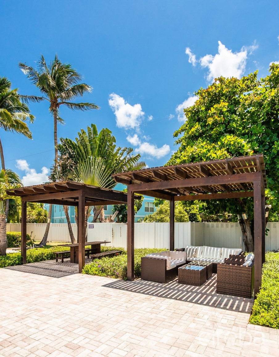 ISLAND PINE VILLAS - Image 28