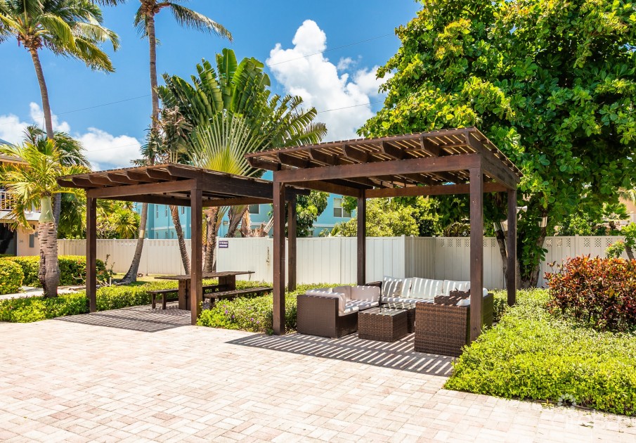 ISLAND PINE VILLAS - Image 25