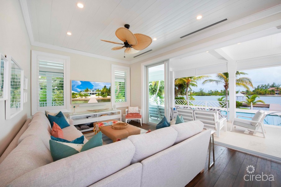 KAI-YAK COVE - LUXURY CAYMAN KAI VILLA - Image 1
