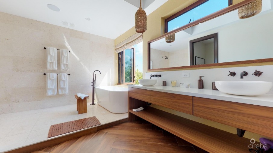 KEMPA KAI INCREDIBLE OCEANFRONT HOME WITH GUEST BUNGALOW - Image 26