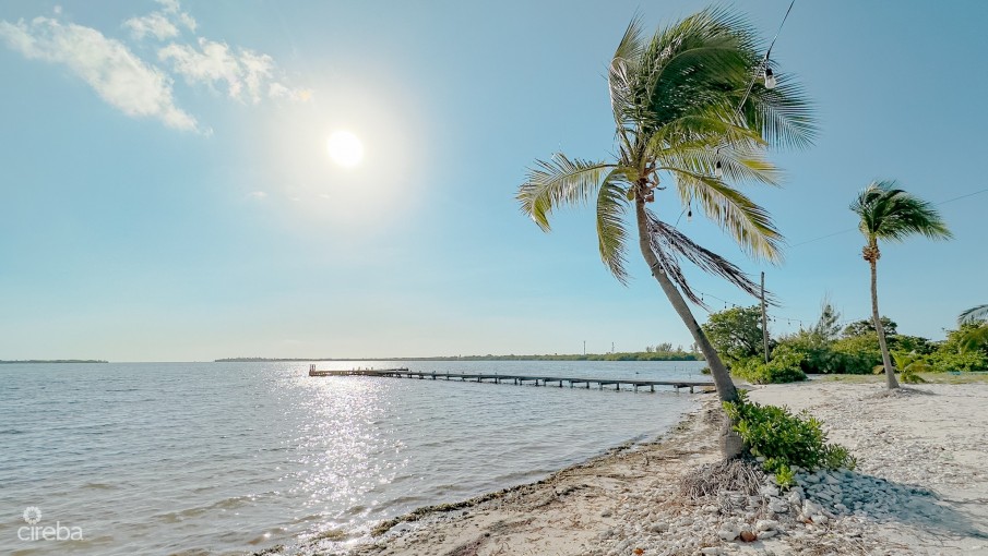 LITTLE CAYMAN - KINGSTON BIGHT - INVESTMENT OPPORTUNITY - Image 4