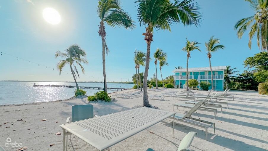 LITTLE CAYMAN - KINGSTON BIGHT - INVESTMENT OPPORTUNITY - Image 2