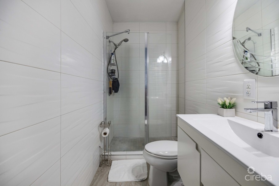 LOWER VALLEY DUPLEX - Image 19