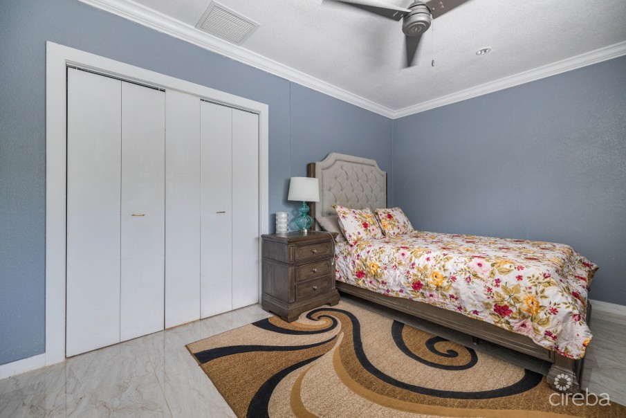 LOWER VALLEY DUPLEX - Image 16