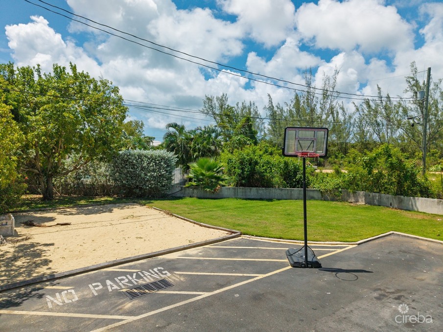 MELROSE LANDING CONDO - #14 - Image 20