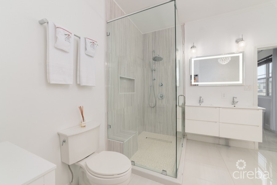 MELROSE LANDING CONDO - #14 - Image 15