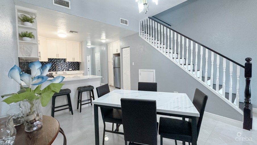 MIZPAH TOWNHOME WEST BAY - Image 4