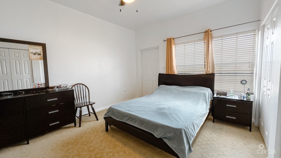 MIZPAH TOWNHOUSE WEST BAY - Image 8