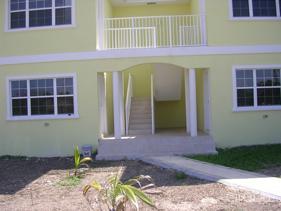 NORTH SIDE CONDOS - Image 4
