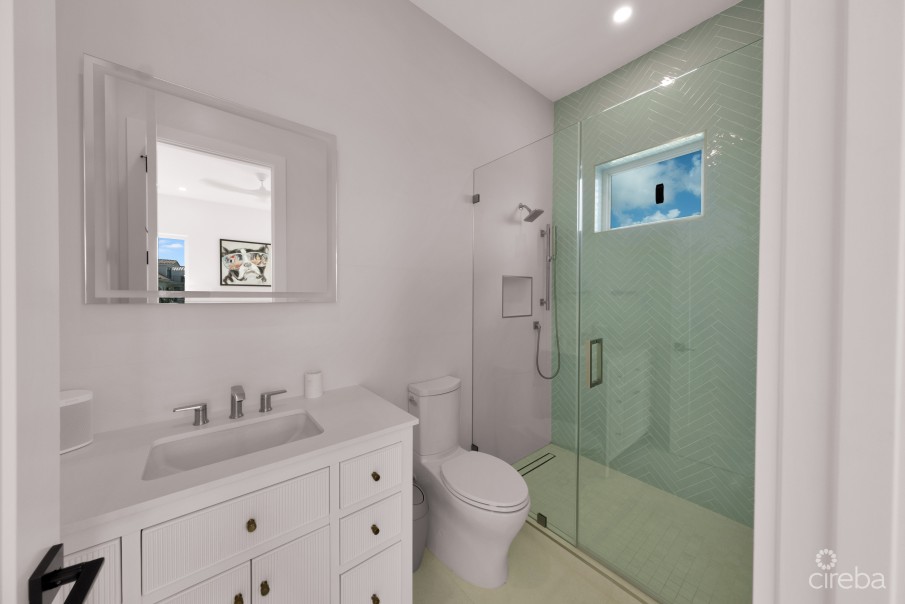 OCEAN LANE  NEWLY BUILT EXECUTIVE HOME - Image 13