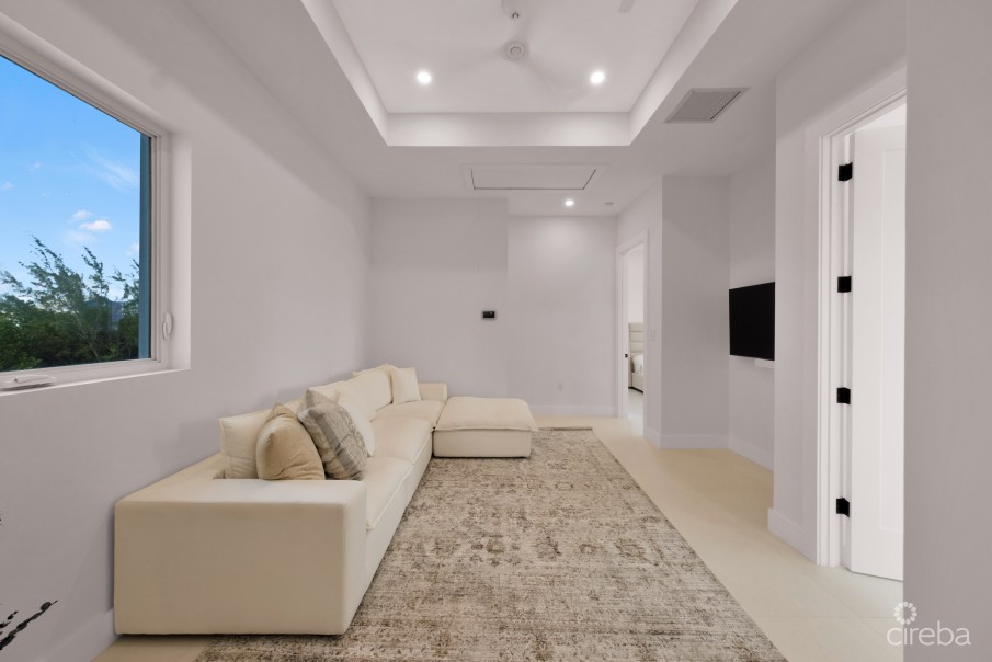 OCEAN LANE  NEWLY BUILT EXECUTIVE HOME - Image 16