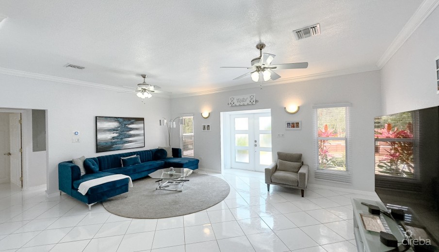 OCEAN VIEW FAMILY HOME SPOTTS - Image 6