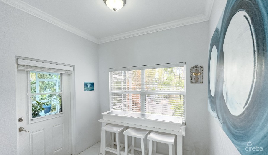 OCEAN VIEW FAMILY HOME SPOTTS - Image 12