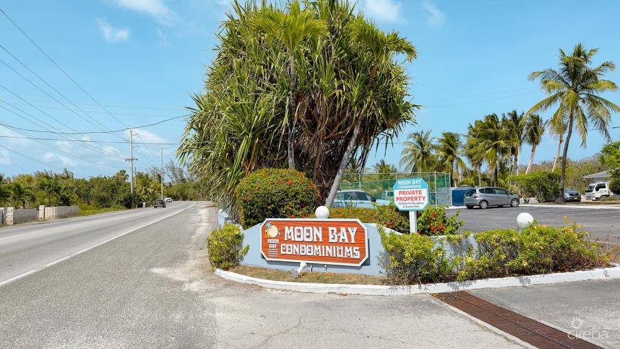 MOON BAY OCEANFRONT CONDO - Image 1