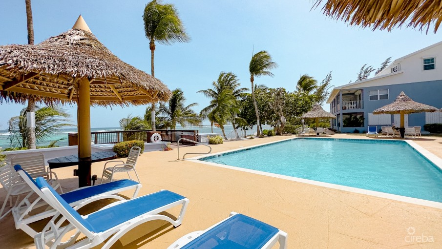 MOON BAY OCEANFRONT CONDO - Image 6