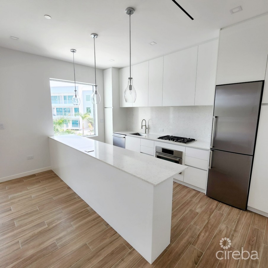 ONE CANAL POINT - MAKE AN OFFER! - Image 6