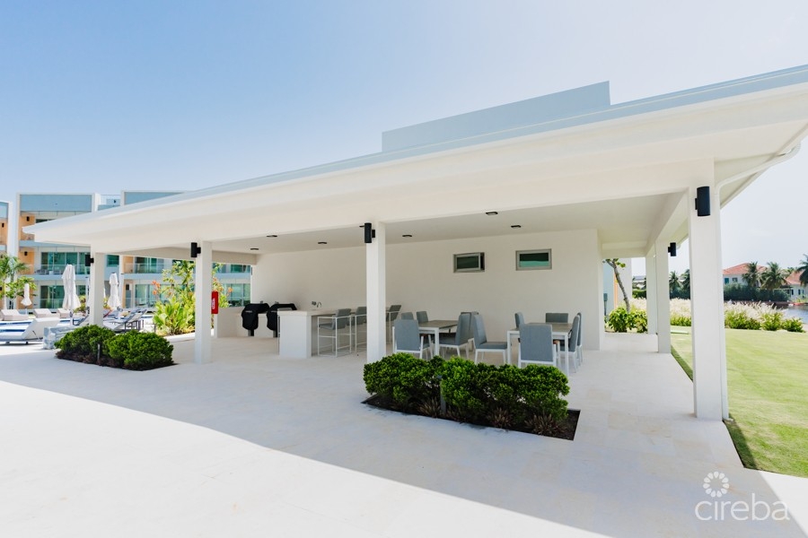 ONE CANAL POINT 512 WITH 30FT BOAT DOCK - Image 14