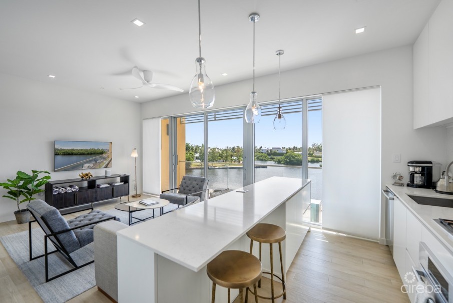 ONE CANAL POINT 531 WITH DOCK - Image 8
