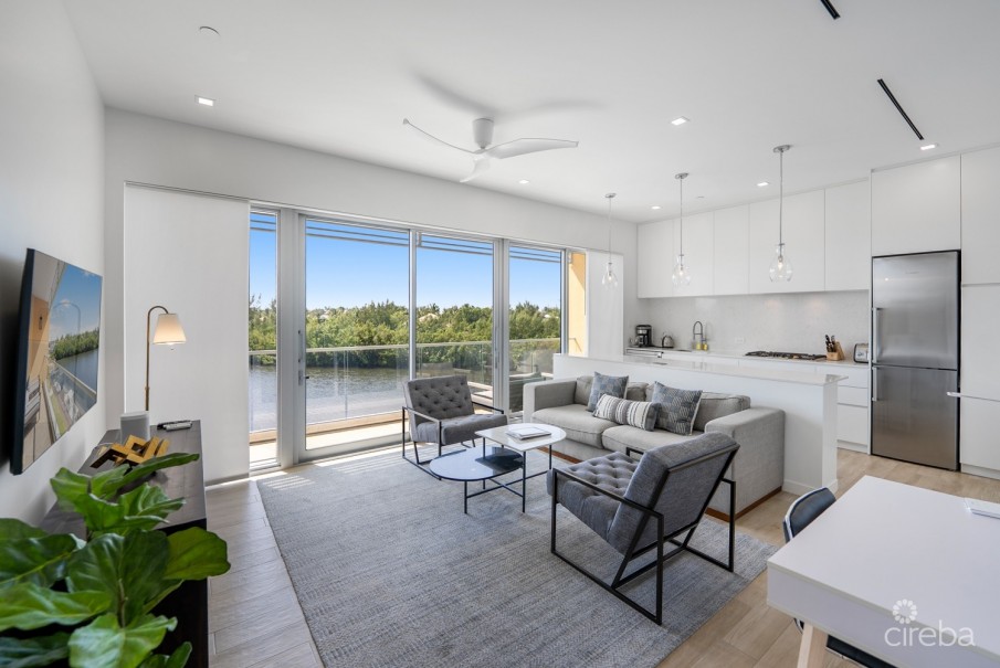 ONE CANAL POINT 531 WITH DOCK - Image 15