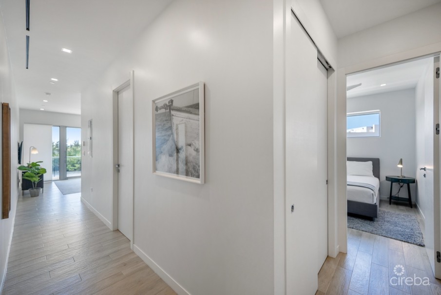 ONE CANAL POINT 531 WITH DOCK - Image 13