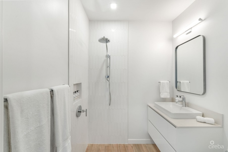 ONE CANAL POINT, UNIT 121 - Image 27