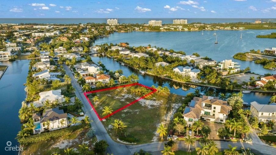 GREAT LALIQUE QUAY LAND - 0.62 ACRES - Image 8