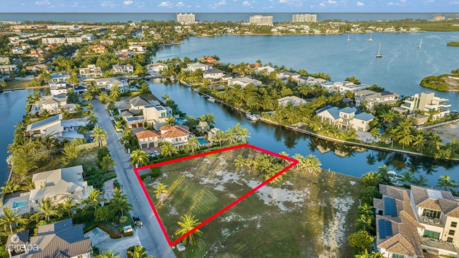GREAT LALIQUE QUAY LAND - 0.62 ACRES - Image 1