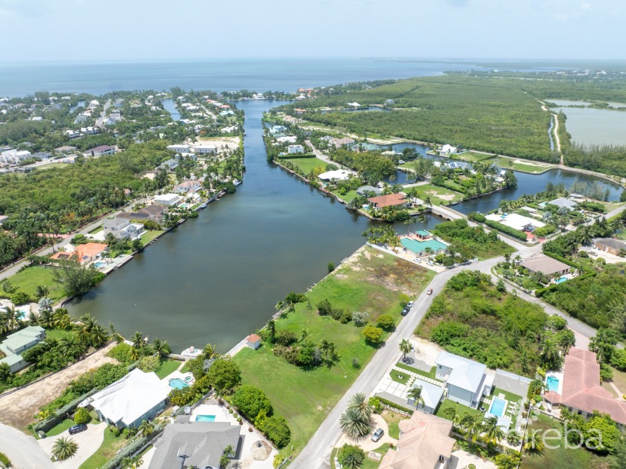 PATRICKS ISLAND EXECUTIVE HOME - Image 27