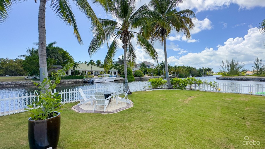 PATRICKS ISLAND WATERFRONT HOME ON CORNER LOT - Image 3