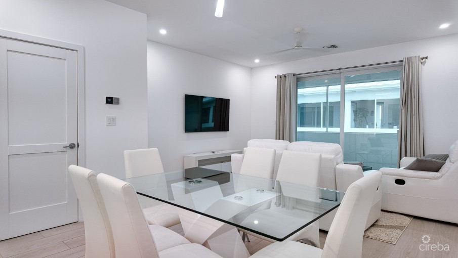 PERIWINKLE TOWNHOME GRAND HARBOUR - Image 4