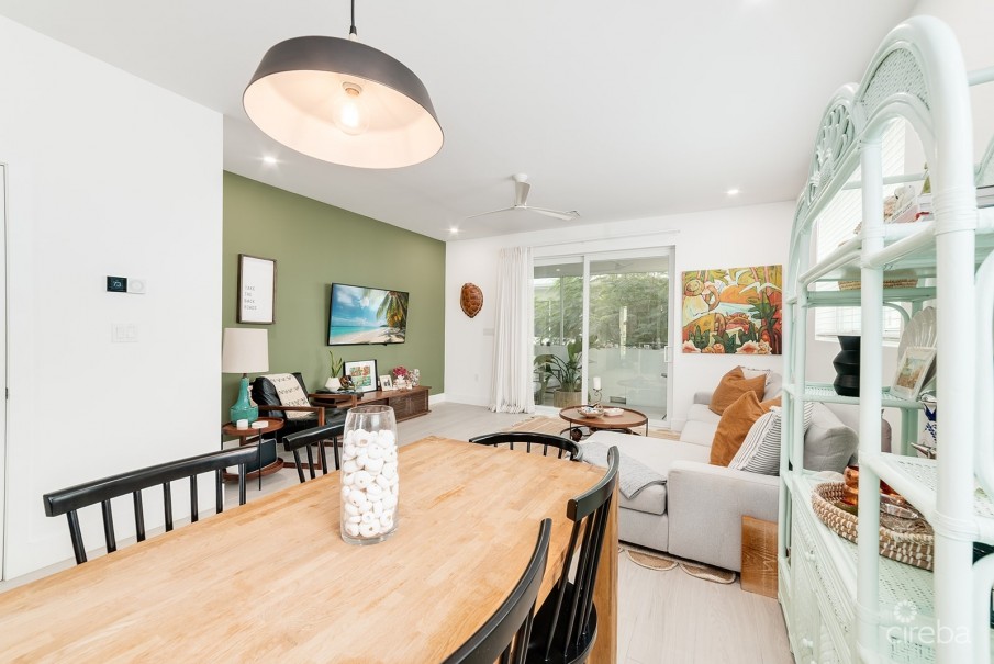 PERIWINKLE 2 BEDROOM WITH DESIGNER FURNISHINGS - Image 2