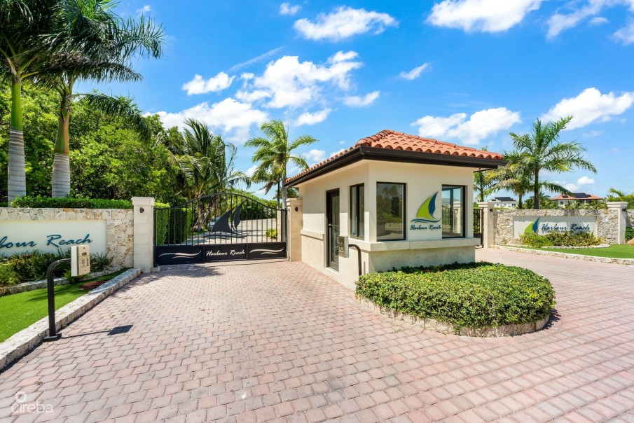 PRIME CANALFRONT LOT | HARBOUR REACH - Image 5