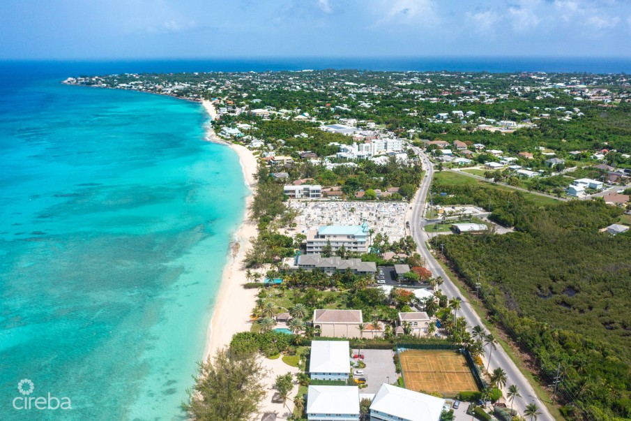 PRIME SEVEN MILE BEACH LAND - Image 4