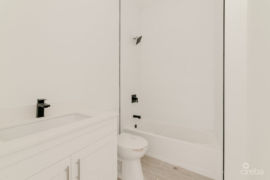 PRIVE PHASE 1 2 BED 2.5BATH, POOL VIEW - Image 22