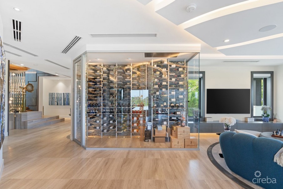 RITZ-CARLTON DECKHOUSE 9 - Image 32