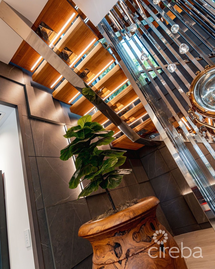 RITZ-CARLTON DECKHOUSE 9 - Image 4