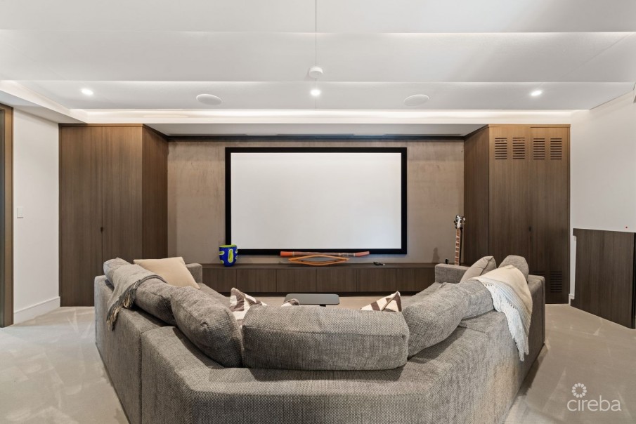 RITZ-CARLTON DECKHOUSE 9 - Image 23