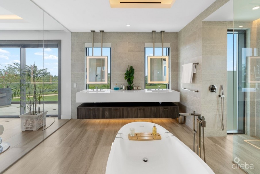 RITZ-CARLTON DECKHOUSE 9 - Image 21