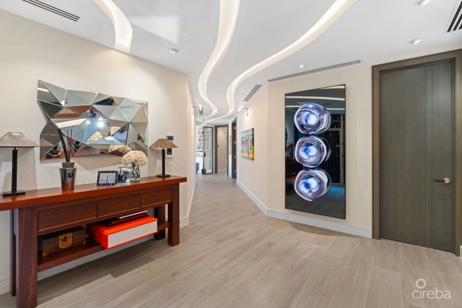 RITZ-CARLTON DECKHOUSE 9 - Image 33