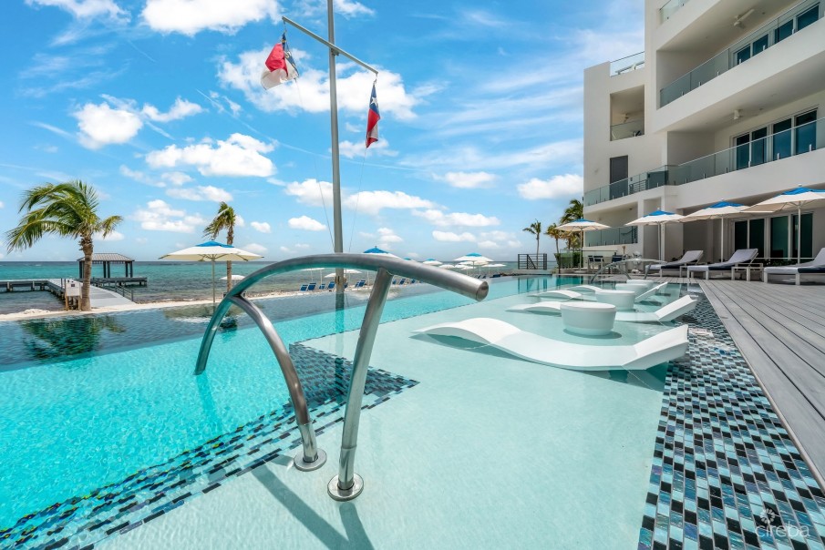 RUM POINT RESORT - PENTHOUSE #501 - Image 16