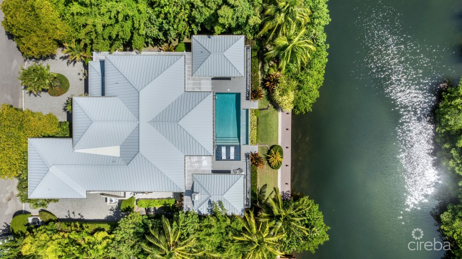 SALT CREEK EXECUTIVE RESIDENCE - Image 1