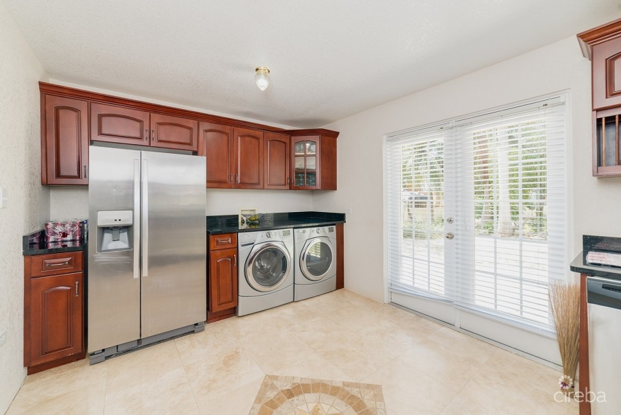 SAVANNAH 3 BED HOME WITH 1 BED RENTAL INCOME - Image 6