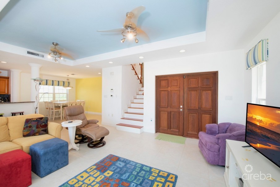 SAVANNAH BLUFF OCEANFRONT HOME - Image 6