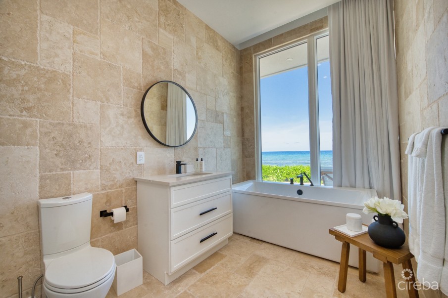 SEASIDE HIDEAWAY - FULLY RENOVATED BEACHFRONT GEM - Image 14