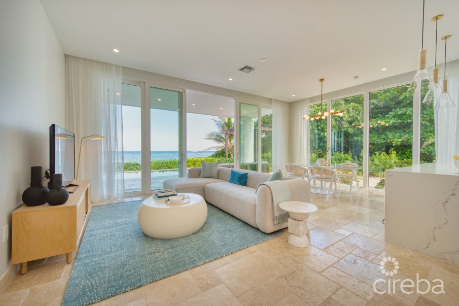 SEASIDE HIDEAWAY - FULLY RENOVATED BEACHFRONT GEM - Image 3